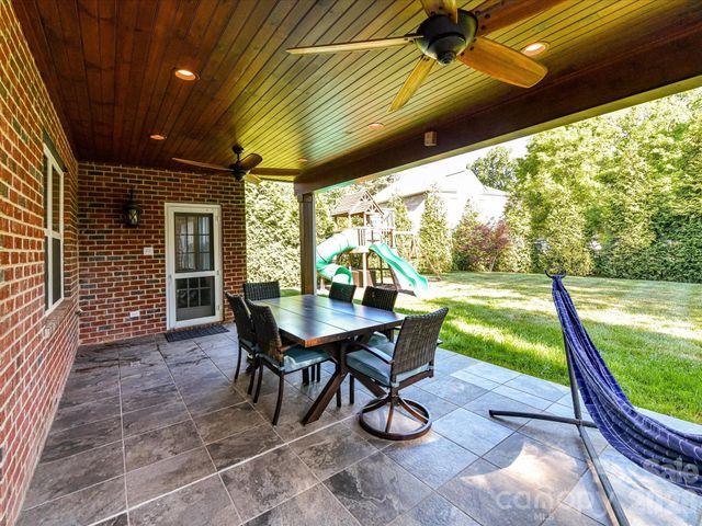 113 Hillandale Road, Charlotte, NC 28270