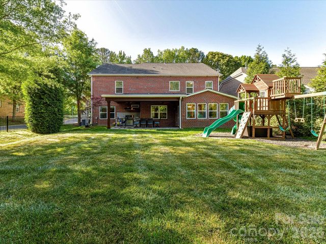 113 Hillandale Road, Charlotte, NC 28270