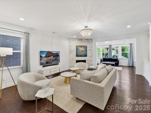 113 Hillandale Road, Charlotte, NC 28270
