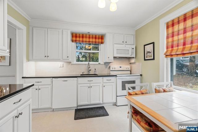 97 Harding Road, Glen Rock, NJ 07452