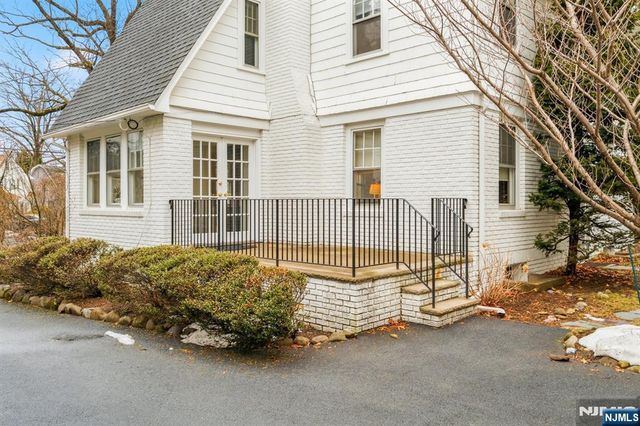 97 Harding Road, Glen Rock, NJ 07452