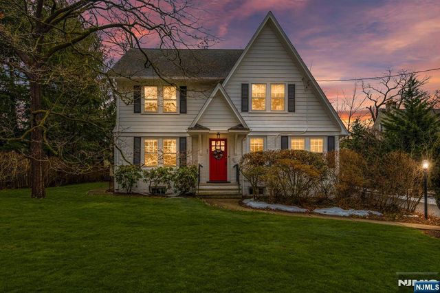 97 Harding Road, Glen Rock, NJ 07452