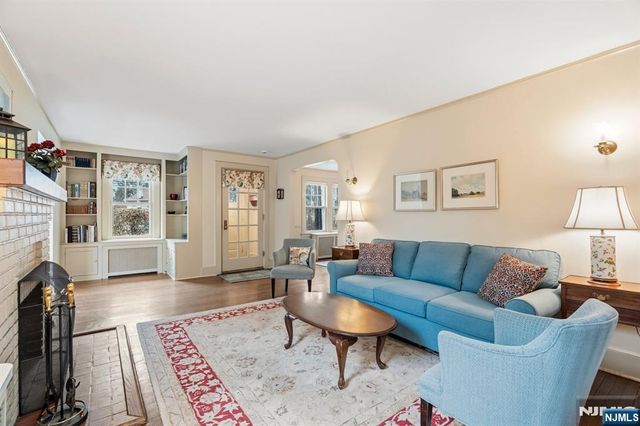 97 Harding Road, Glen Rock, NJ 07452