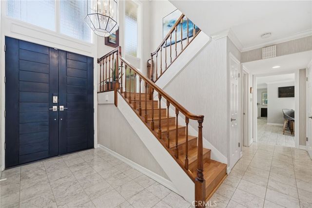 16642 Melville Circle, Huntington Beach, CA 92649