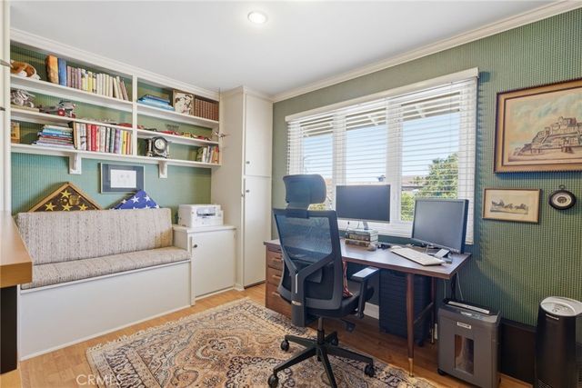 16642 Melville Circle, Huntington Beach, CA 92649