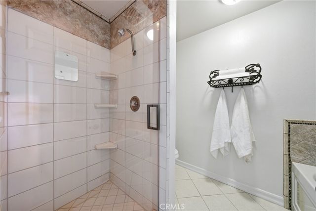 16642 Melville Circle, Huntington Beach, CA 92649