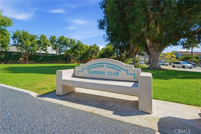 16642 Melville Circle, Huntington Beach, CA 92649