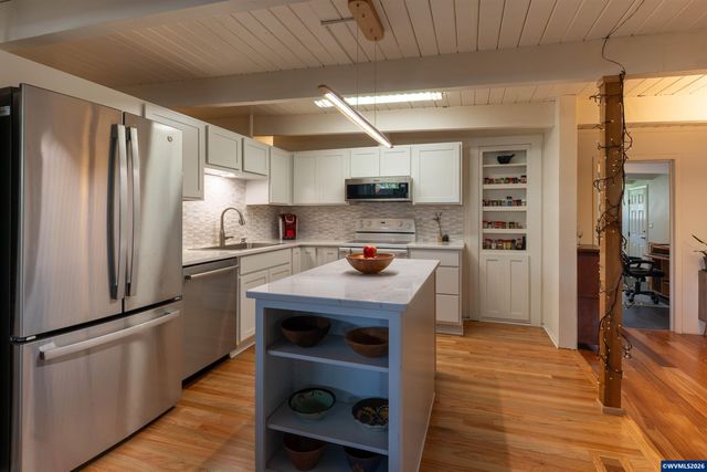 2825 NW Greeley Av, Corvallis, OR 97330
