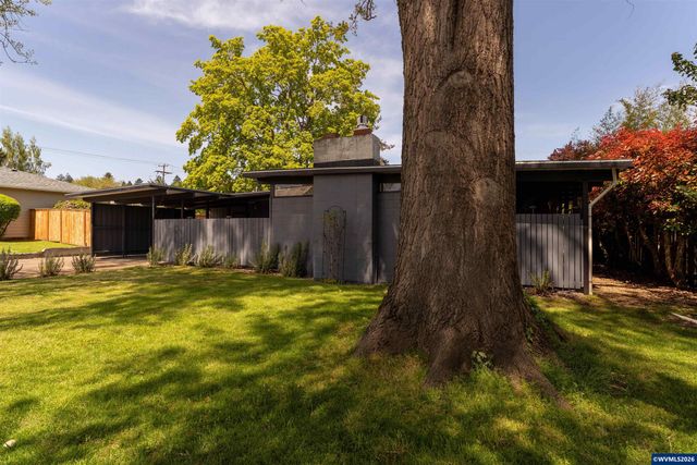 2825 NW Greeley Av, Corvallis, OR 97330