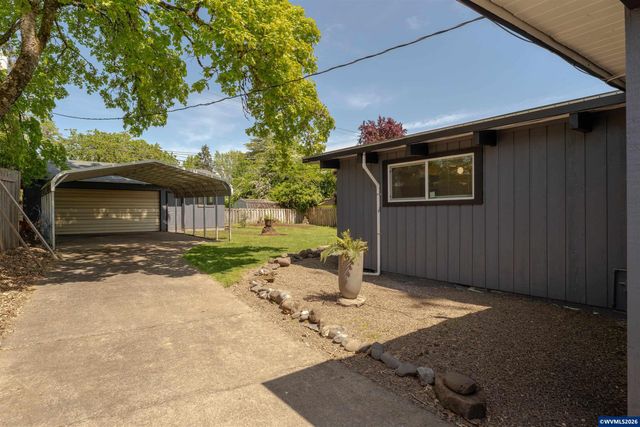 2825 NW Greeley Av, Corvallis, OR 97330