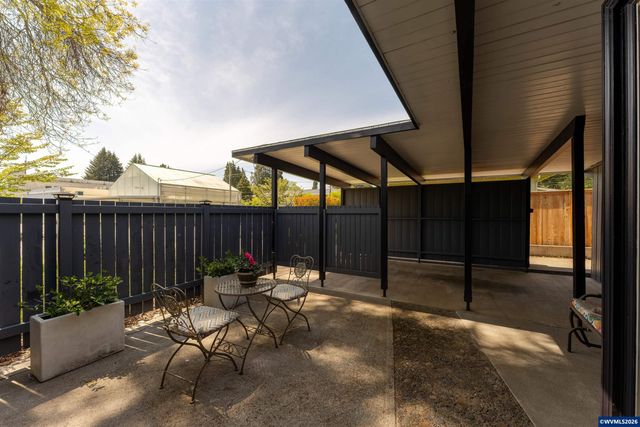 2825 NW Greeley Av, Corvallis, OR 97330