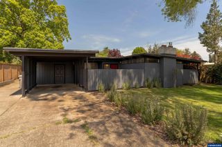 2825 NW Greeley Av, Corvallis, OR 97330