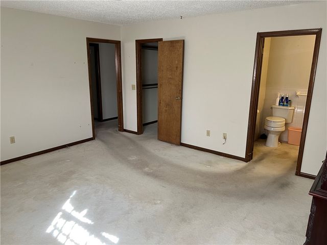 1602 SE P Street, Bentonville, AR 72712