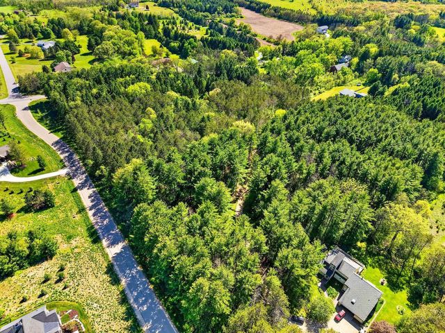 Unit 2 Sunset Drive Pines, Verona, WI 53593