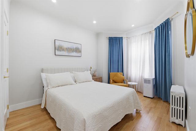 112 BEACH ST, Jc, Heights, NJ 07307