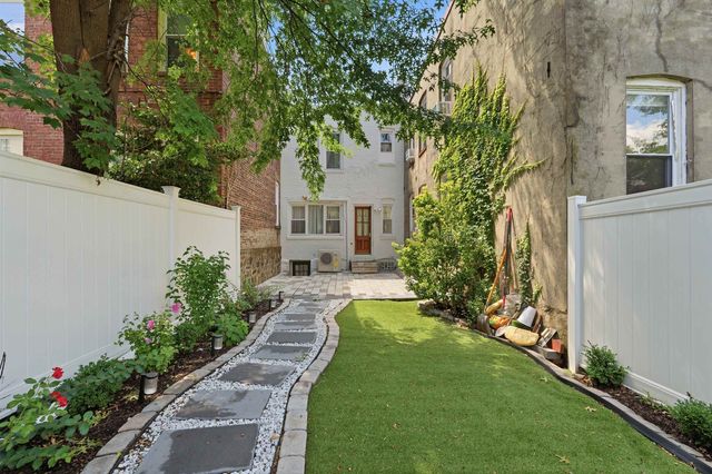 112 BEACH ST, Jc, Heights, NJ 07307