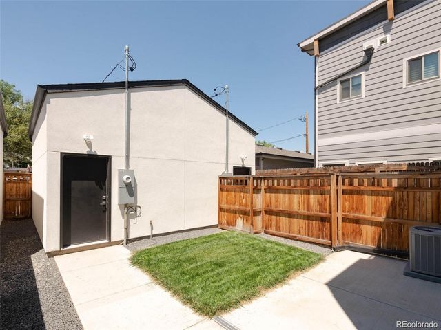 1417 Irving Street, Denver, CO 80204