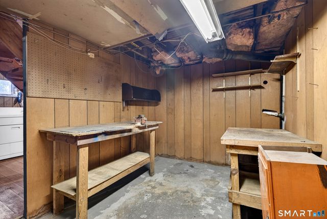 59 Vivian Street, Waterford, CT 06385