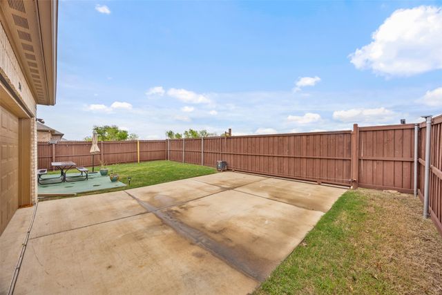 204 Finlee Lane, Red Oak, TX 75154