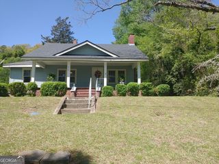 310 Georgia Avenue, Summerville, GA 30747