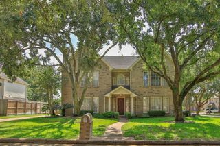 14827 Atterbury Drive, Sugar Land, TX 77498