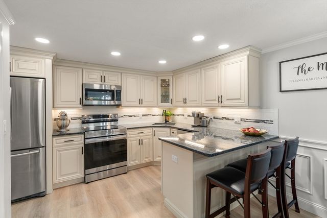 596 Boston Post Rd E 23, Marlborough, MA 01752