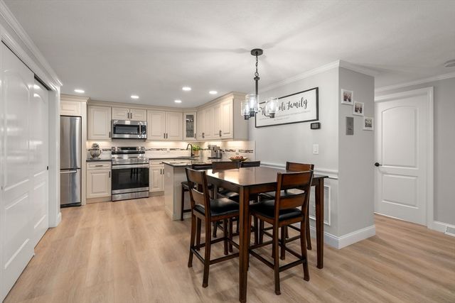 596 Boston Post Rd E 23, Marlborough, MA 01752