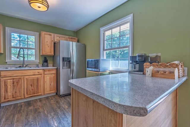 1711 N Rickey Road, Shawnee, OK 74804