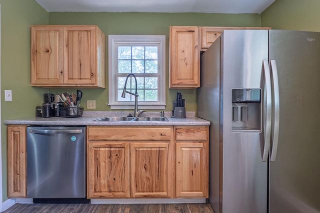 1711 N Rickey Road, Shawnee, OK 74804