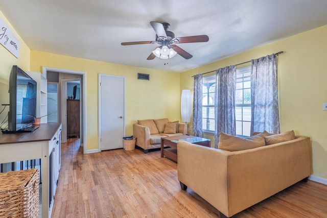 1711 N Rickey Road, Shawnee, OK 74804