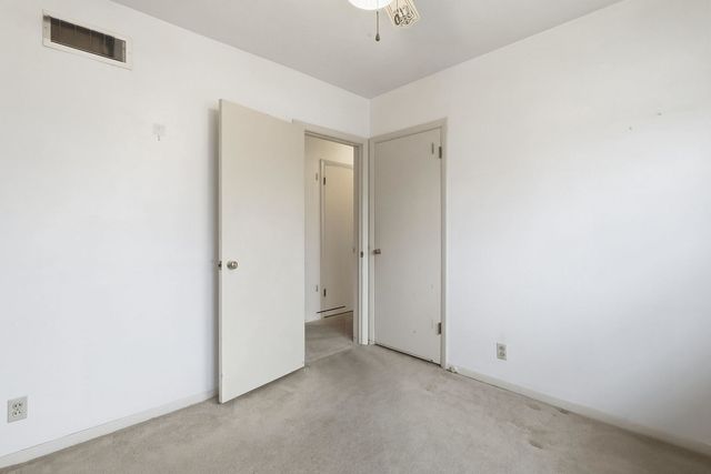 1940 4th Street A, East Moline, IL 61244