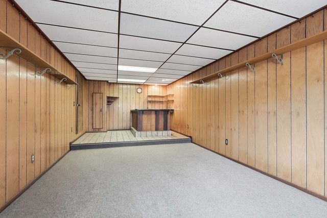 1940 4th Street A, East Moline, IL 61244