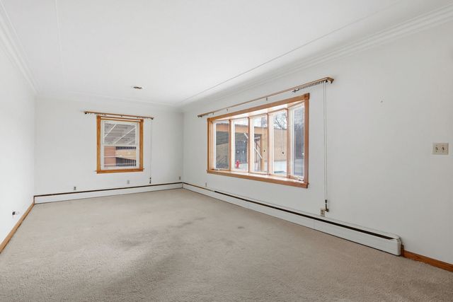 1940 4th Street A, East Moline, IL 61244