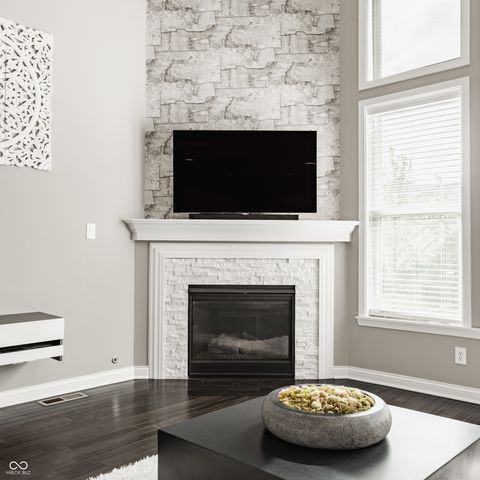 17170 Hearthfield Way, Noblesville, IN 46062