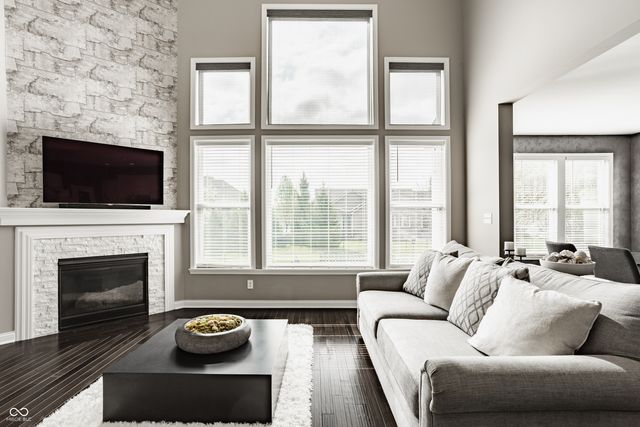 17170 Hearthfield Way, Noblesville, IN 46062