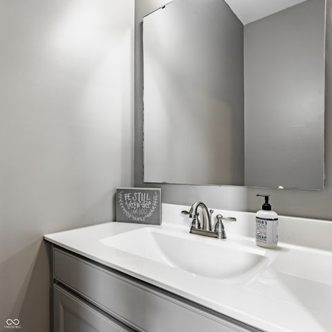 17170 Hearthfield Way, Noblesville, IN 46062