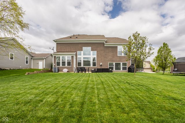 17170 Hearthfield Way, Noblesville, IN 46062