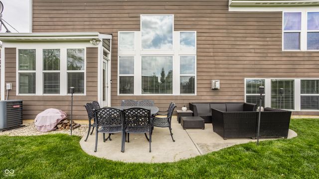 17170 Hearthfield Way, Noblesville, IN 46062