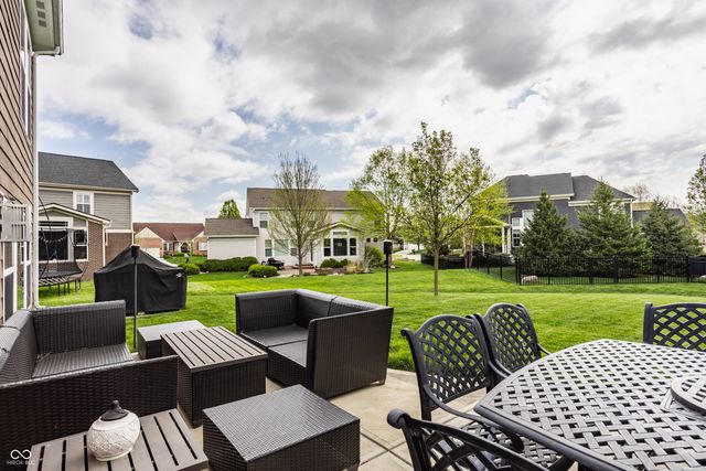 17170 Hearthfield Way, Noblesville, IN 46062