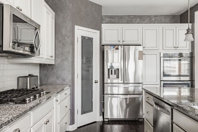 17170 Hearthfield Way, Noblesville, IN 46062