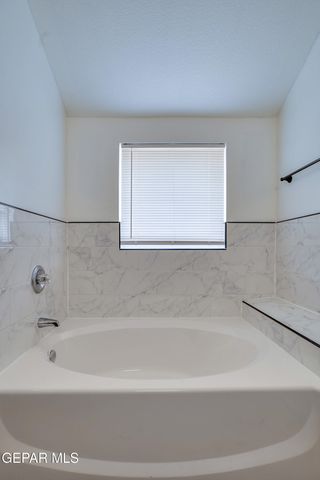 13261 Walker Post Avenue, El Paso, TX 79928