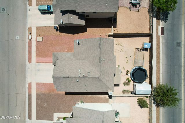 13261 Walker Post Avenue, El Paso, TX 79928