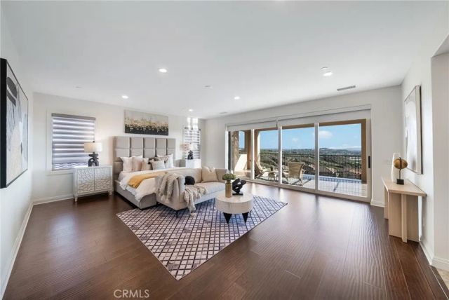 1132 Summit Oak, Lake Forest, CA 92679
