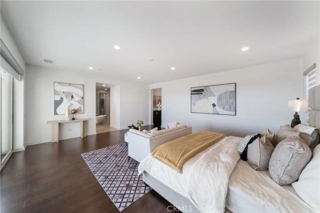 1132 Summit Oak, Lake Forest, CA 92679