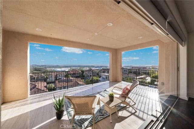 1132 Summit Oak, Lake Forest, CA 92679