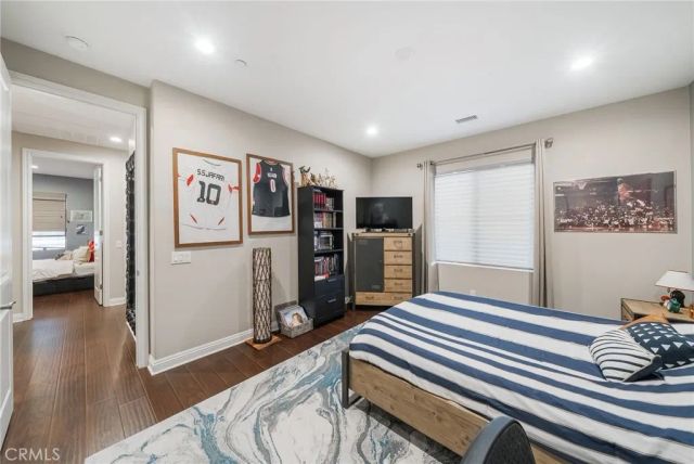 1132 Summit Oak, Lake Forest, CA 92679