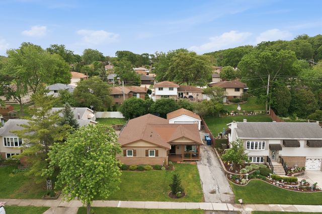 9143 W 92 Street, Hickory Hills, IL 60457