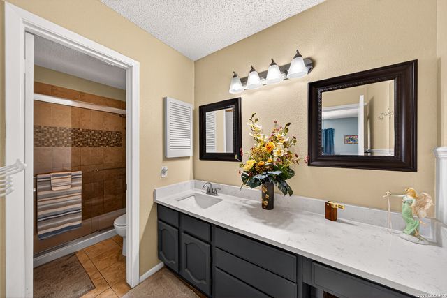 8722 Thatch, San Antonio, TX 78240