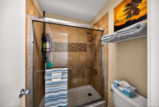 8722 Thatch, San Antonio, TX 78240