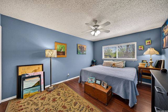 8722 Thatch, San Antonio, TX 78240